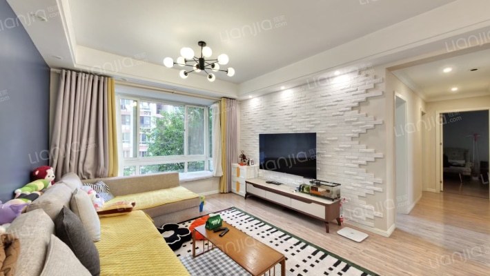 天府名居二手房实景图