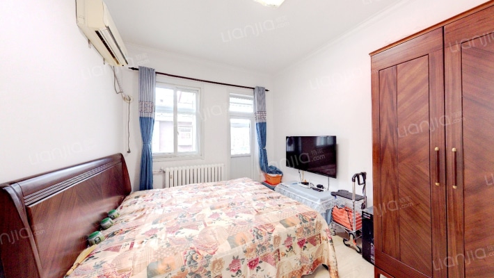 秀山里二手房实景图