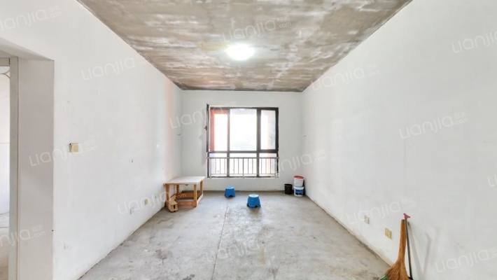 陆港金海岸二手房实景图