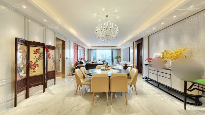 爱群荟景湾二手房实景图