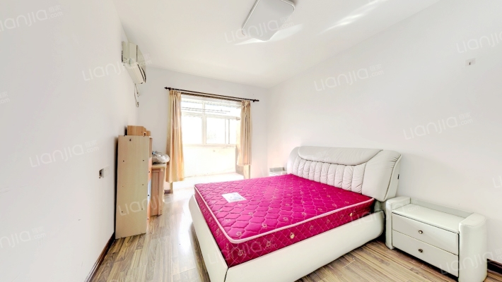 剑阁路二手房实景图