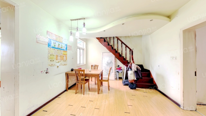 同济花园二手房实景图