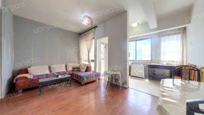 堰山和畔二期二手房实景图