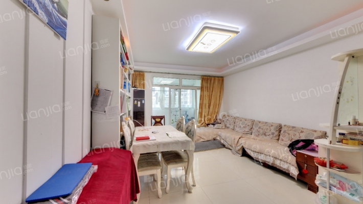 雅居一方二手房实景图