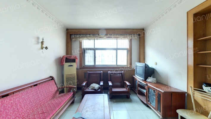 管委会家属院二手房实景图