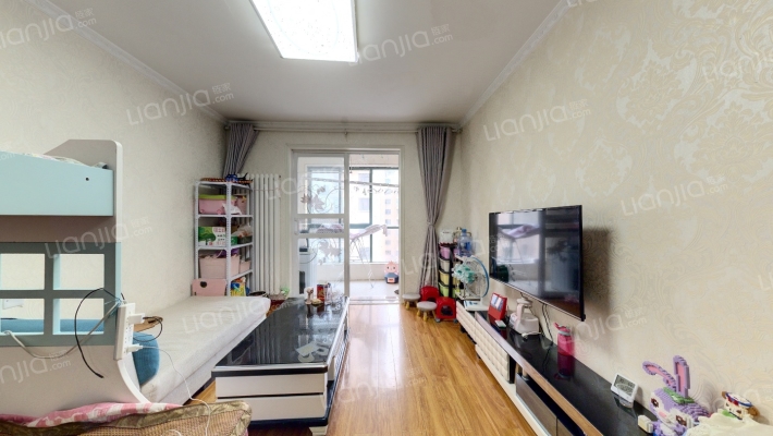 溪畔美域二手房实景图