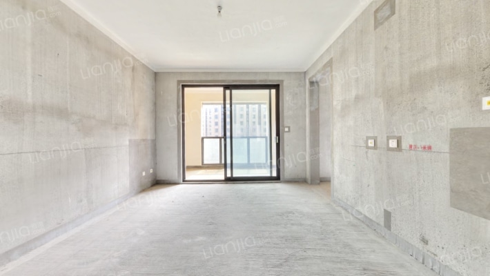 普罗理想国西10苑二手房实景图