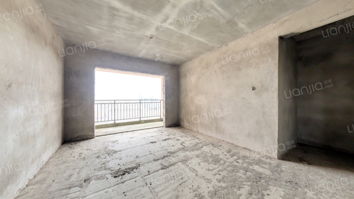 龙福鑫苑二手房实景图