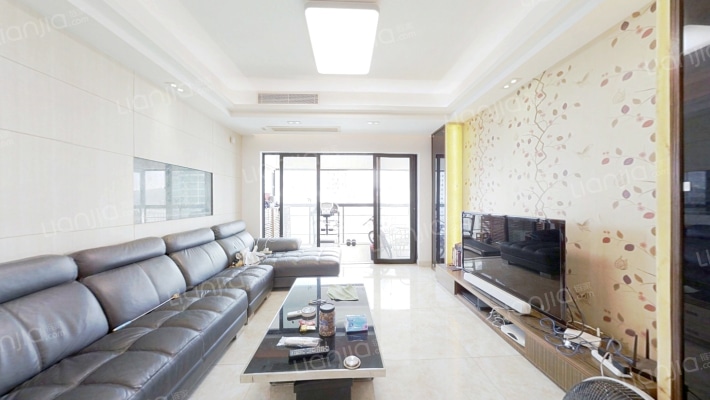 鸿馨园二手房实景图