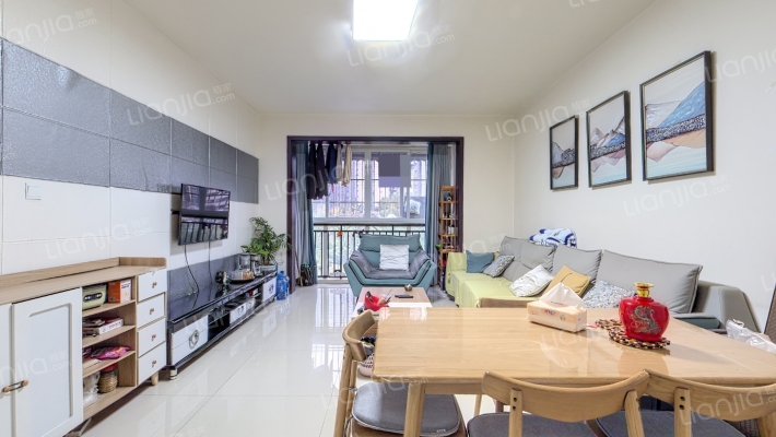 银河花园二手房实景图