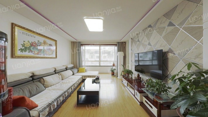 康泰乐园E区二手房实景图