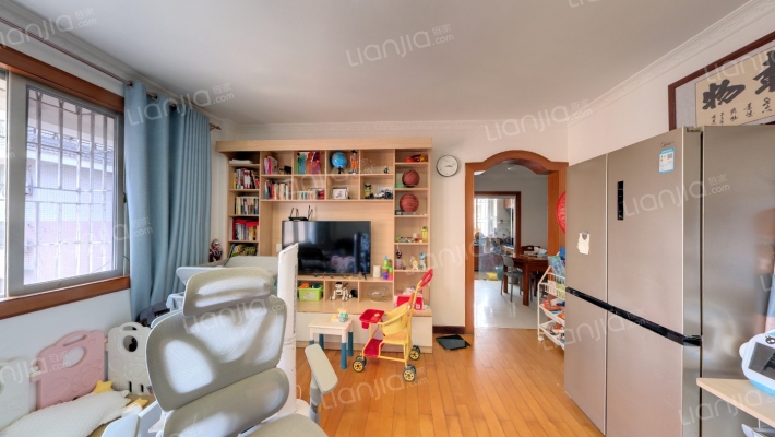 南台新苑茶花园二手房实景图