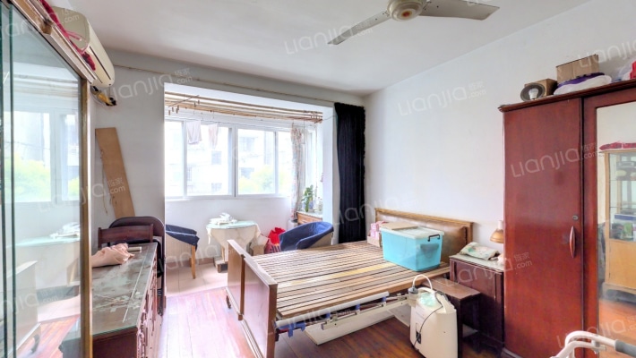 静安新城四区二手房实景图