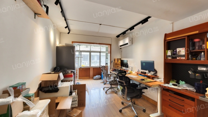 十亩田家园二手房实景图