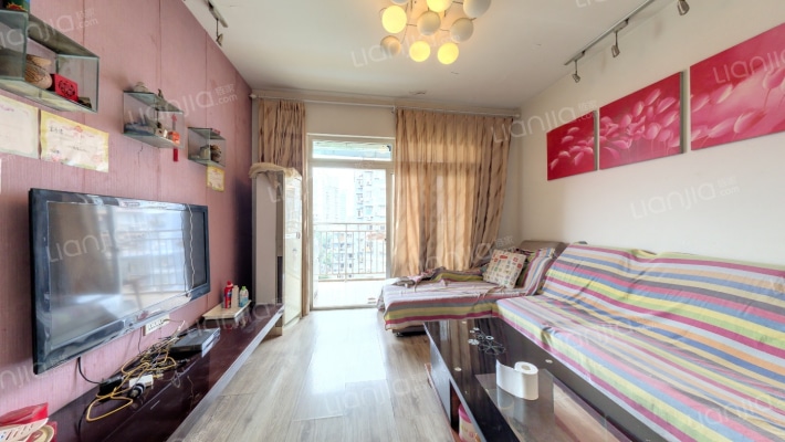 人和花园B区二手房实景图