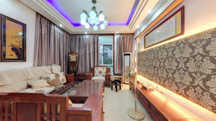 东湖水岸二手房实景图