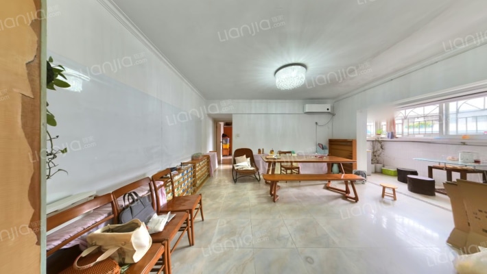 龙丽园二手房实景图