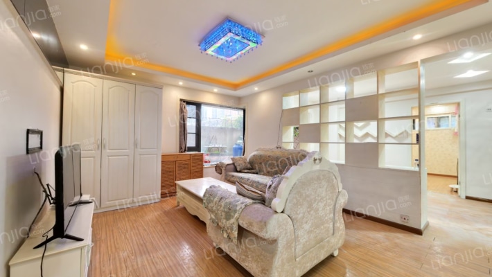 万科金域蓝湾二期二手房实景图