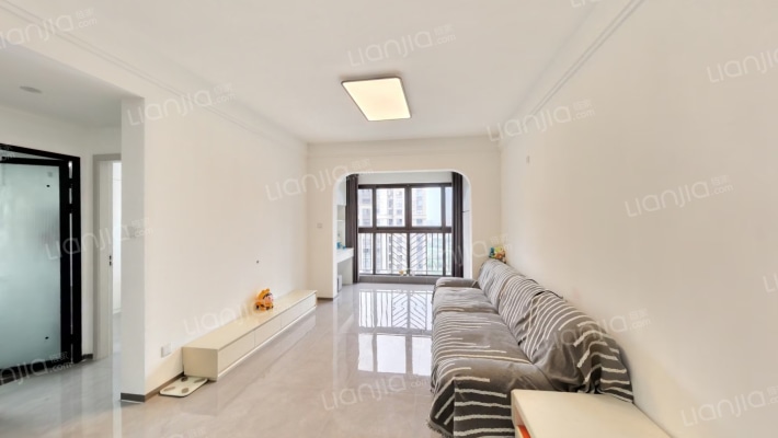 悦龙山二手房实景图