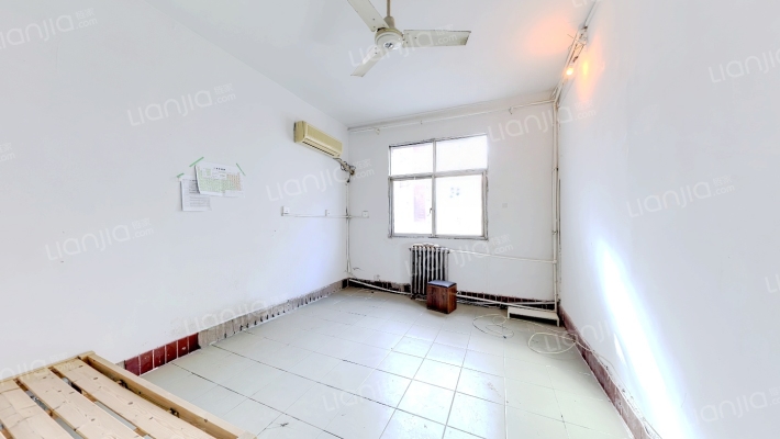 第七中学家属院二手房实景图