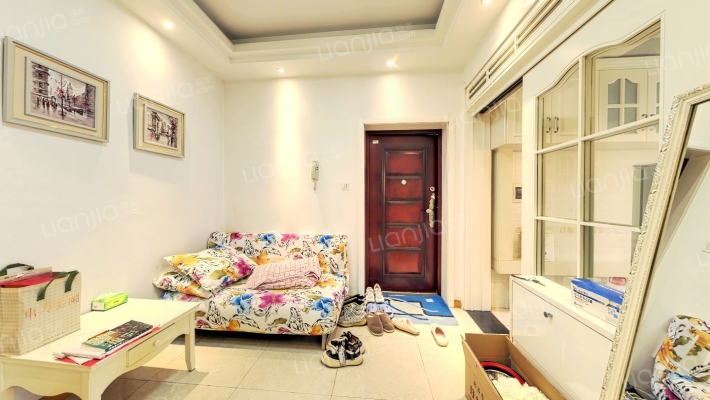 宇济红瓦苑二手房实景图