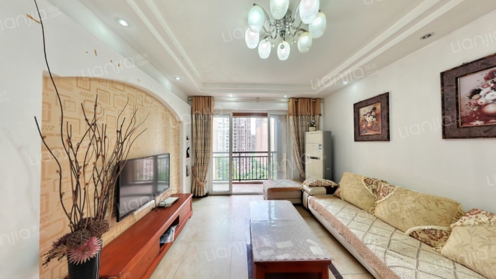 艾德公馆二手房实景图