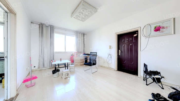 九里新苑南区二手房实景图