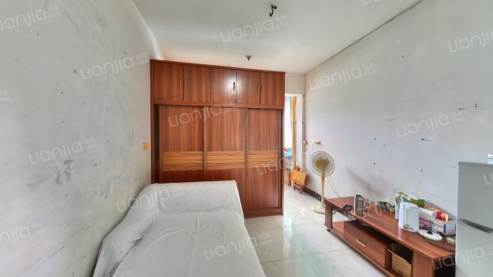 兰花五小区二手房实景图