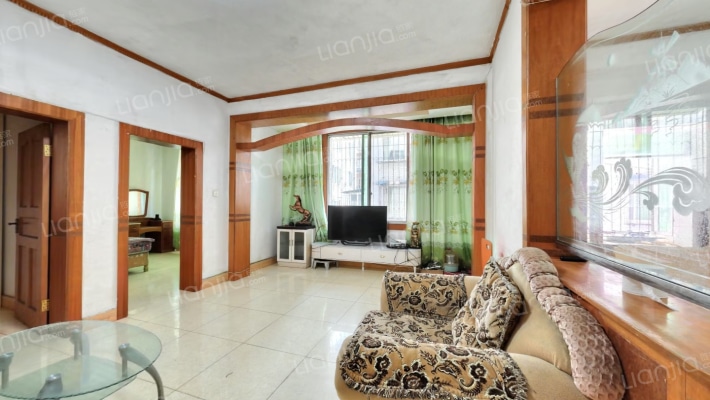 景中路199号二手房实景图