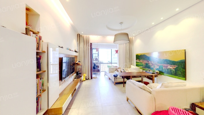 融信白宫B区二手房实景图