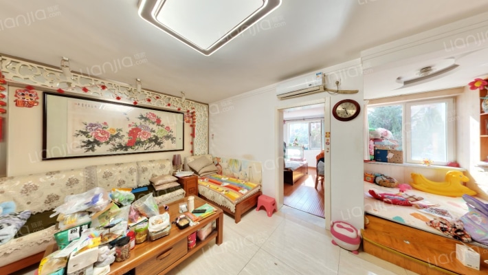 徐州路麦迪绅小区二手房实景图