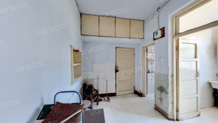 西坡北街8号院二手房实景图