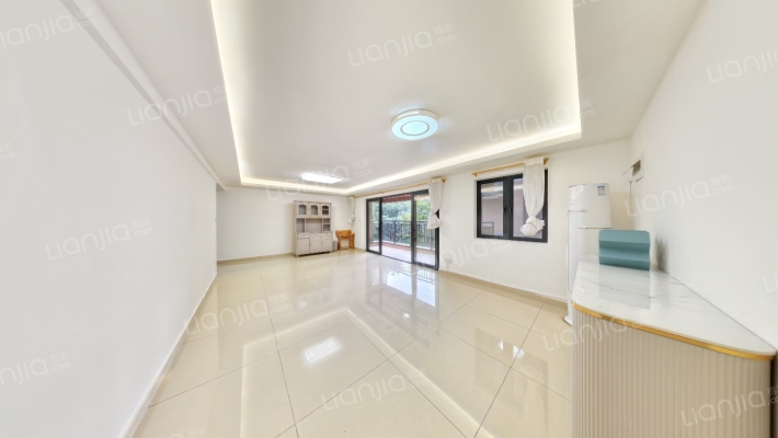 万科城二手房实景图