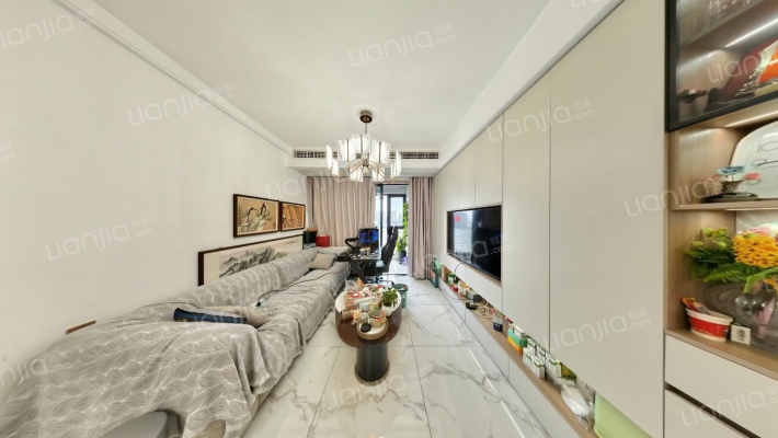 南昌旭辉中心C区二手房实景图