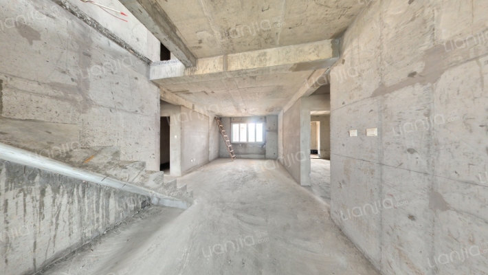 雅居临城二手房实景图