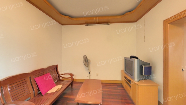 行管局宿舍二手房实景图