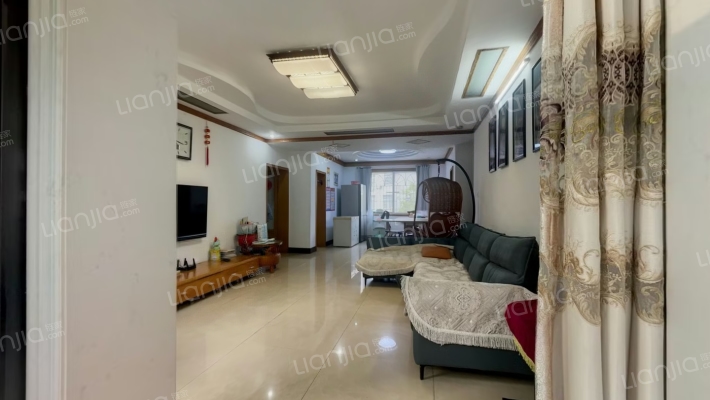 警苑小区（鲤鱼嘴）二手房实景图