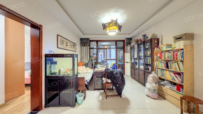 湖畔徽映阁二手房实景图