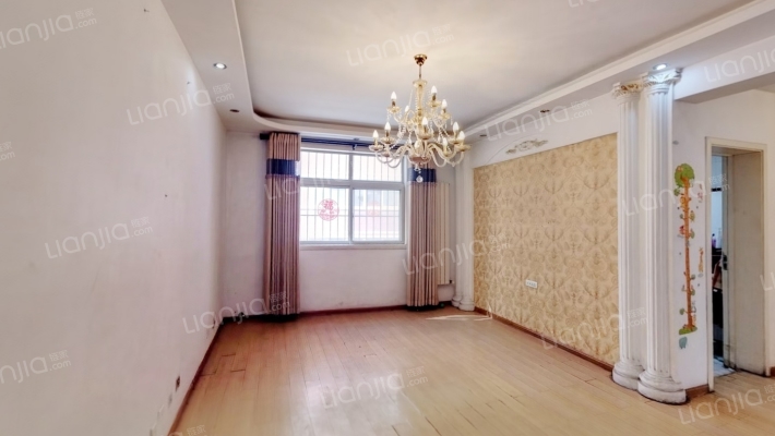 春光金世纪小区二手房实景图