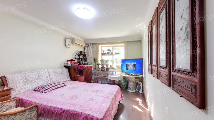 贤达里二手房实景图