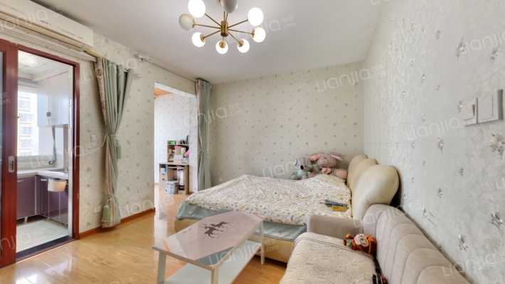 东尚蜂鸟二手房实景图