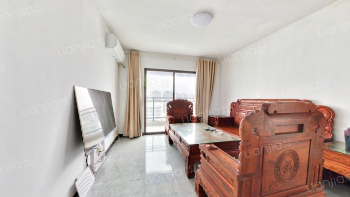 坡博家园三区二手房实景图