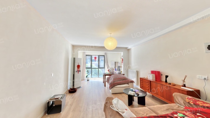 丽天花园二手房实景图