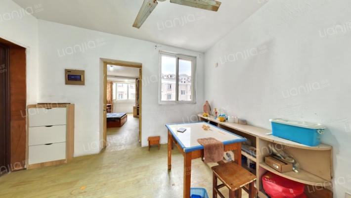 莲花新村五区二手房实景图