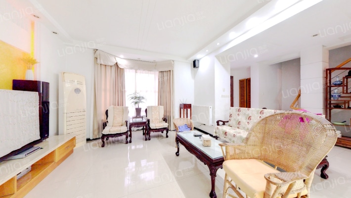 天伦花园二手房实景图