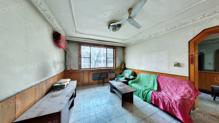 友泰小区二手房实景图