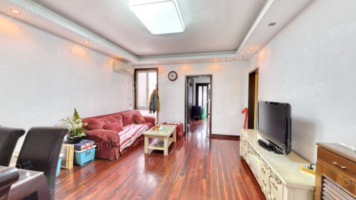 清江公寓二手房实景图