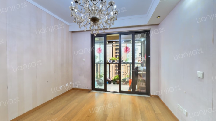 九龙仓繁华里二手房实景图