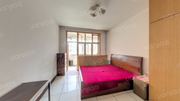 兴华街百货公司宿舍二手房实景图