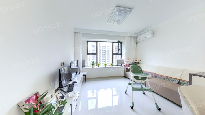 三居双卫，自住装修，拎包入住，配套齐全-客厅